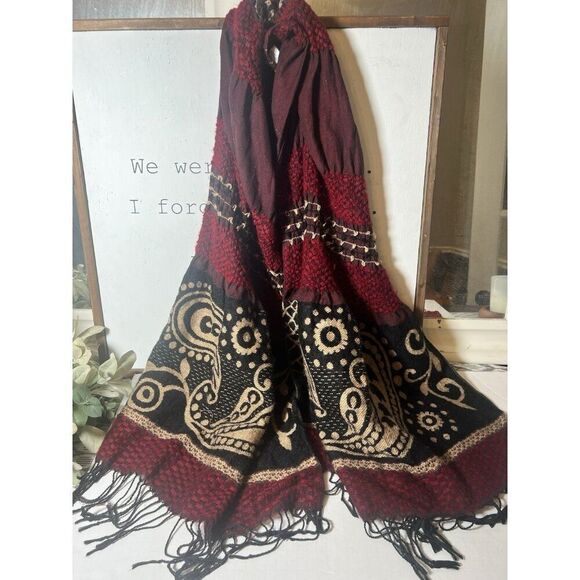 Chico's Whimsygoth Witchy Gothic Dark Floral Tapestry Scarf - Picture 1 of 7